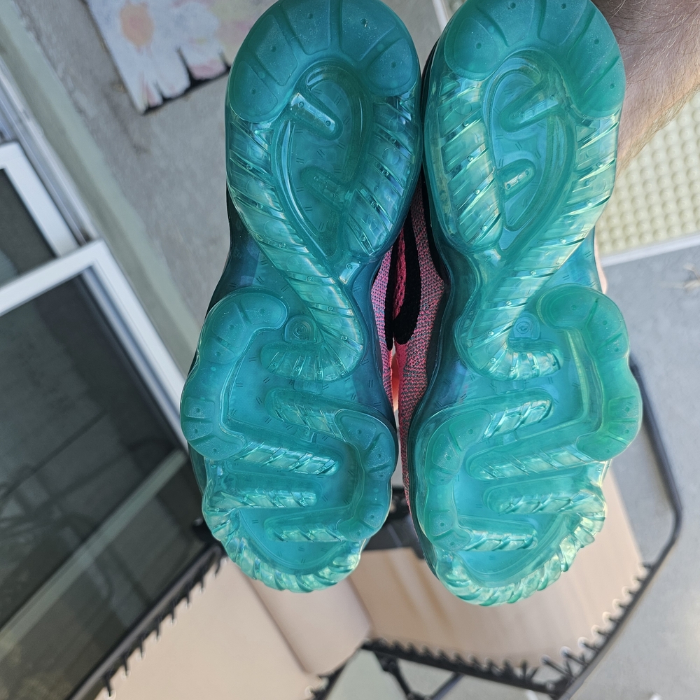 Size 8 Women's - Nike Air VaporMax 2023 Flyknit Miami Nights - Picture 4 of 7